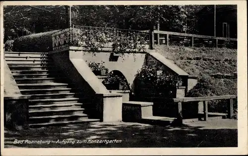 Ak Ronneburg in Thüringen, Aufgang zum Konzertgarten