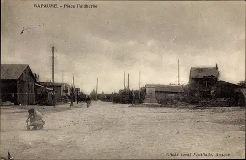 Ak Bapaume Pas de Calais, Place Faidherbe