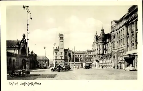 Ak Erfurt in Thüringen, Bahnhofsplatz