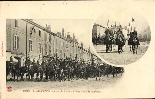 Ak-Garnison von Lunéville Meurthe et Moselle, vor der Revue, Präsentation der Standarte