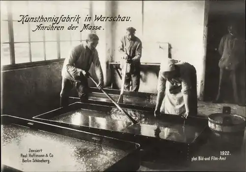 Ak Warszawa Warschau Polen, Kunsthonigfabrik, Anrühren der Masse