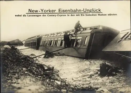 Ak New York City USA, Eisenbahn-Unglück, Luxuswagen des Century Express in Hudson gestürzt