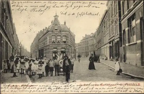 Ak Rotterdam Südholland Niederlande, Straßenpartie mit Kindergruppe