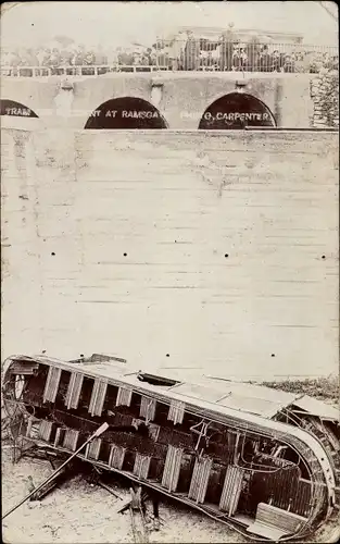 Foto Ak Ramsgate Kent England, Straßenbahnunglück, Tram Accident