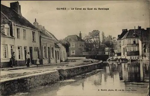 Ak Guînes Pas de Calais, Le Canal au Quai du Batelage