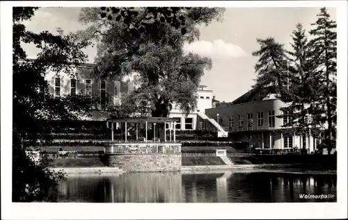 Ak Weimar in Thüringen, Weimarhalle, Teich, Pavillon