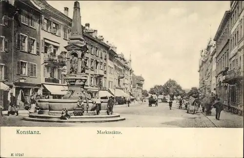 Ak Konstanz am Bodensee, Marktstätte, Brunnen mit Figuren