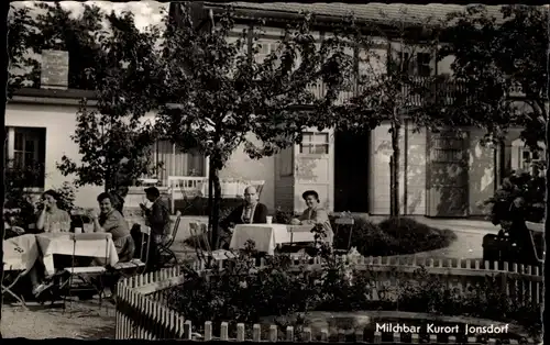 Ak Jonsdorf in Sachsen, Milchbar, Terrasse, Gäste