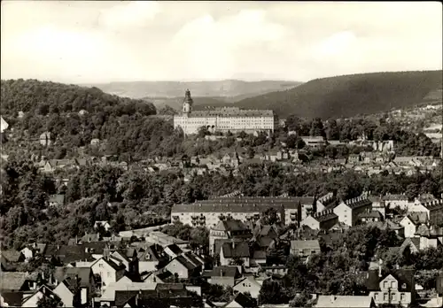 Ak Rudolstadt in Thüringen, Panorama mit Ortsteil Cumbach, Schloss