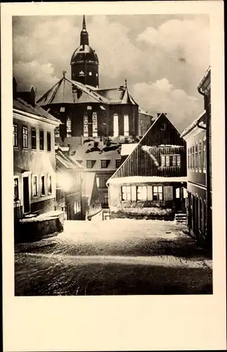 Ak Annaberg Buchholz Erzgebirge, Blick zur St. Annenkirche, Winter