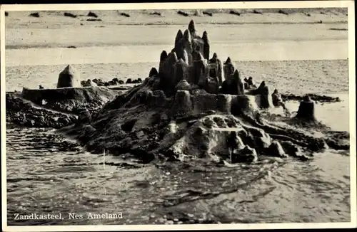 Ak Nes Ameland Friesland Niederlande, Zandkasteel