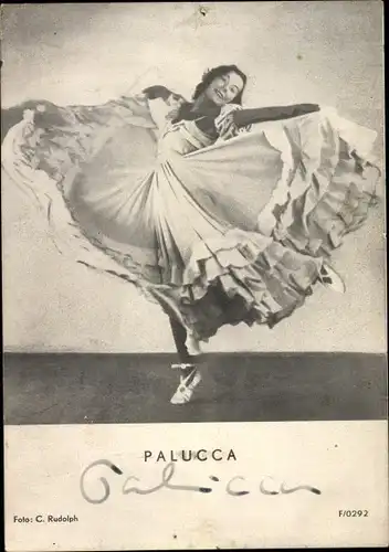 Ak Tänzerin Gret Palucca, Gründerin Palucca Hochschule für Tanz Dresden, Autogramm