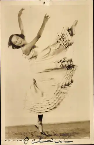 Ak Tänzerin Gret Palucca, Gründerin Palucca Hochschule für Tanz Dresden, Autogramm