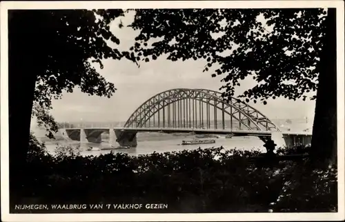 Ak Nijmegen Gelderland, Waalbrug van 't Valkhof gezien
