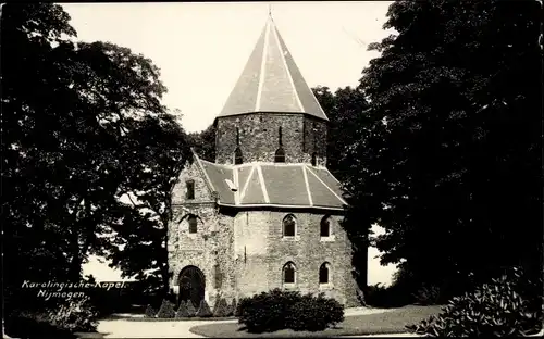 Ak Nijmegen Gelderland, Karolingische Kapel