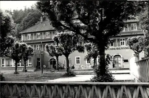 Foto Ak Zeitz im Burgenlandkreis, Blick zum Gebäude