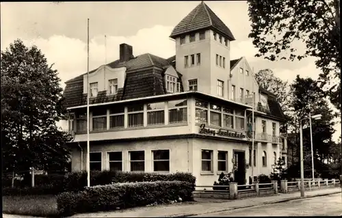 Ak Ostseebad Kühlungsborn, Zentrag Ferienheim