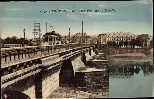 Ak Trier an der Mosel, Trèves, Le Vieux Pont sur la Moselle