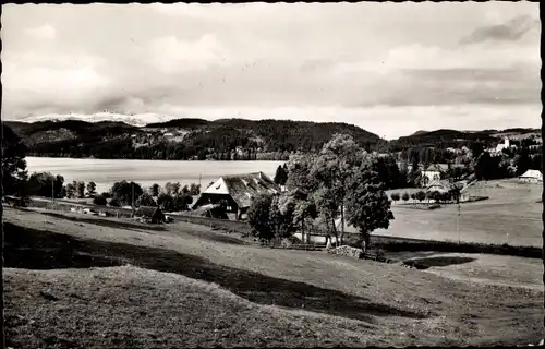 Ak Titisee Neustadt im Breisgau Hochschwarzwald, Panorama vom Ort