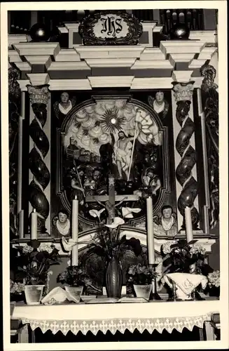 Ak Lauter Bernsbach im Erzgebirge Sachsen, Altar der im Jahre 1628 erbauten Kirche