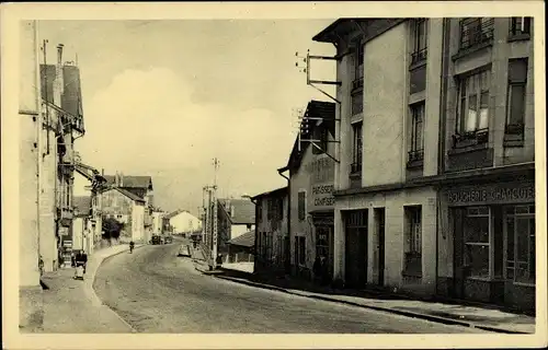 Ak Golbey Lothringen Vosges, Rue d'Epinal