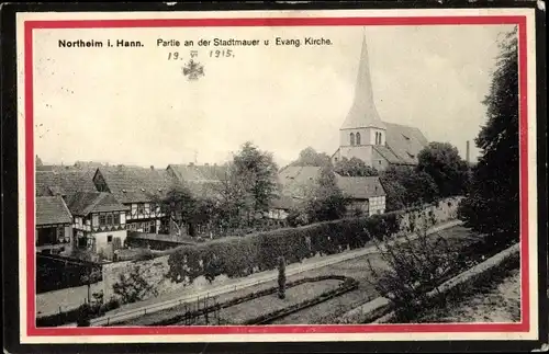 Passepartout Ak Northeim in Niedersachsen, Partie an der Stadtmauer, evangelische Kirche