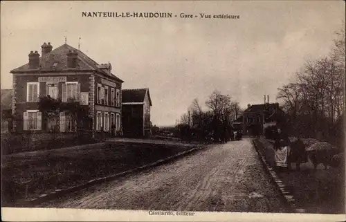 Ak Nanteuil-le-Haudouin-Oise, Bahnhof, Außenansicht