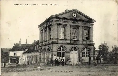 Ak Noailles-Oise, Rathaus