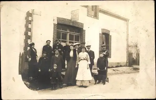 Foto Ak Café Colin, Tischler