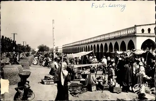 Ak N Djamena Fort Lamy Tschad, Markthalle, Marktstände