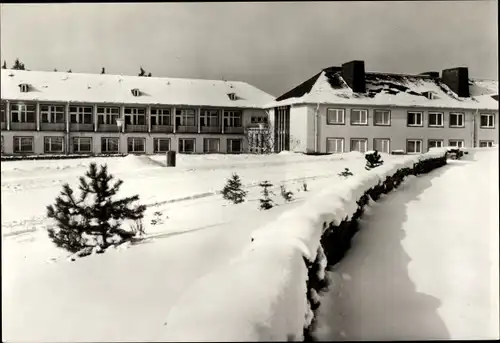 Ak Munschwitz Leutenberg in Thüringen, Sanatorium Löhma, Winterlandschaft