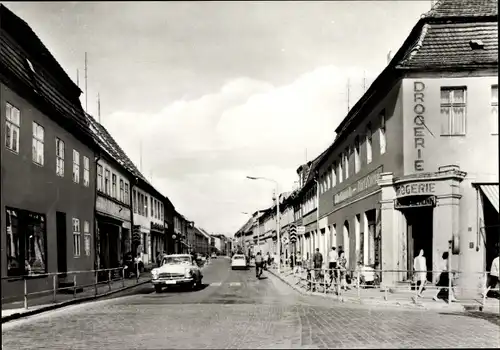 Ak Herzberg an der Elster, Ernst Thälmann Straße, Drogerie