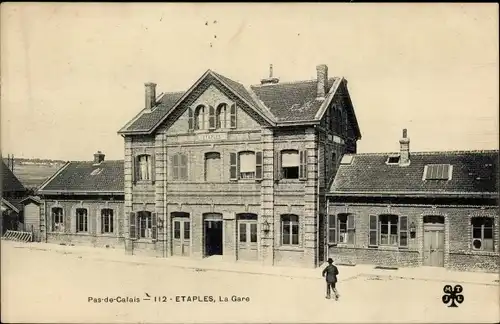 Ak Etaples Pas de Calais, La Gare