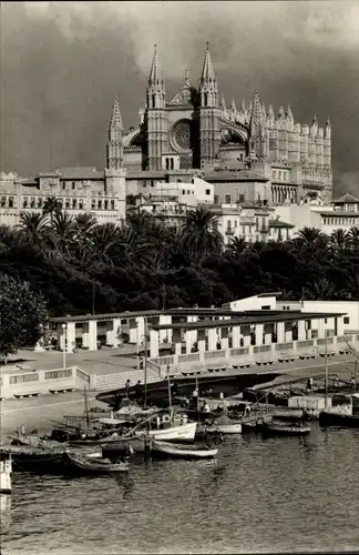 Ak Palma de Mallorca Balearische Inseln, la Catedral y el Puerto