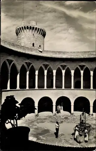 Ak Palma de Mallorca Balearische Inseln, Castillo de Bellver, Patio de Armas