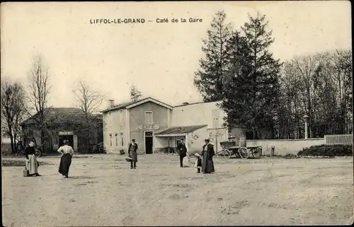 Ak Liffol le Grand Lothringen Vosges, Café de la Gare