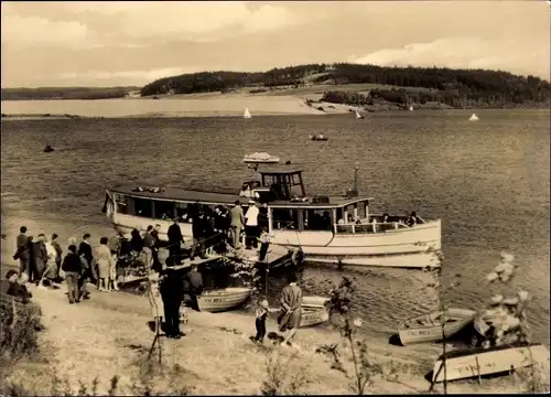 Ak Pöhl Vogtland, Talsperre, Bootsanlegestelle mit MS Vogtland