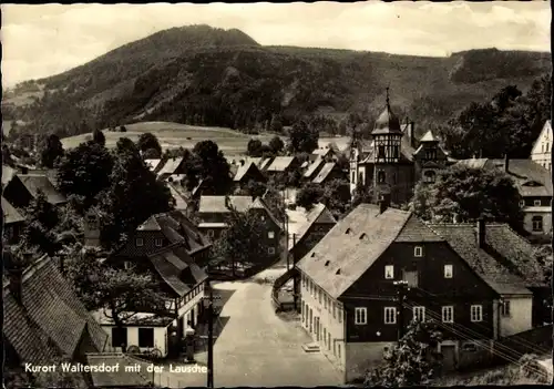 Ak Waltersdorf Großschönau Oberlausitz, Ortsansicht mit der Lausche