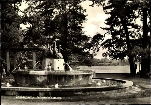 Ak Zwickau in Sachsen, Schwanenbrunnen