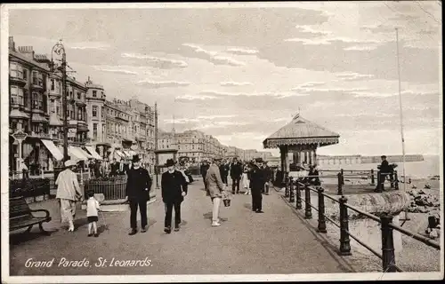 Ak St Leonards on Sea Hastings South East England, Grand Parade