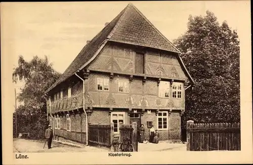 Ak Lüne Moorfeld Lüneburg in Niedersachsen, Außenansicht Klosterkrug, Inschriften am Klosterkrug