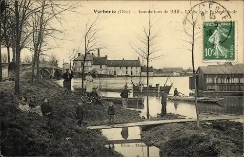 Ak Verberie Oise, Überschwemmungen von 1910, Bateau-Lavoir