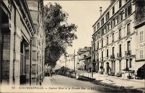 Ak Contrexéville Lothringen Vosges, Central Hotel et la Grande Rue