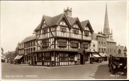 Ak Hereford West Midlands England,Tthe Old House, Auto, Fachwerk, Kirchturm