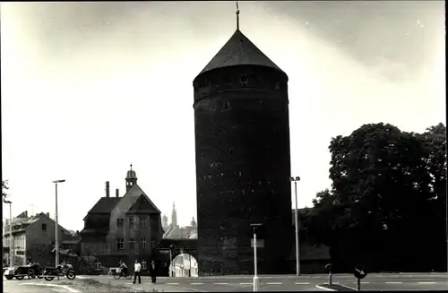 Foto Ak Freiberg in Sachsen, Stadttor, Turm, Straßenpartie