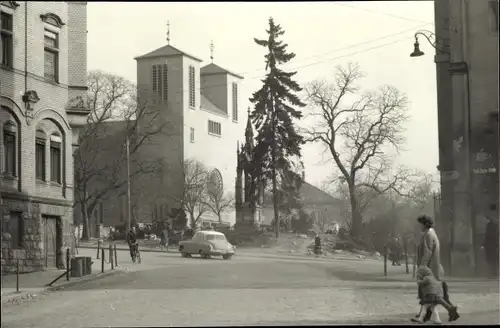 Foto Ak Naumburg an der Saale, Kirche, Auto