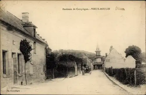 Ak Vieux Moulin Oise, Straßenpartie