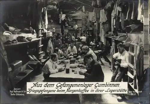 Ak Gussew Gumbinnen Ostpreußen, Kriegsgefangene beim Morgenkaffee, Kriegsgefangenenlager
