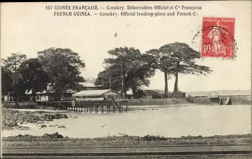 Ak Conakry Konakry Guinea, Debarcadere Officiel et Compagnie Francaise