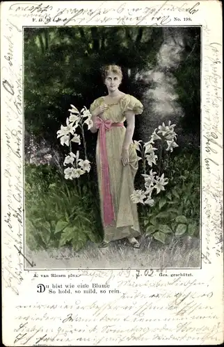 Künstler Ak Riesen, A. v., Portrait einer Frau, Lilien